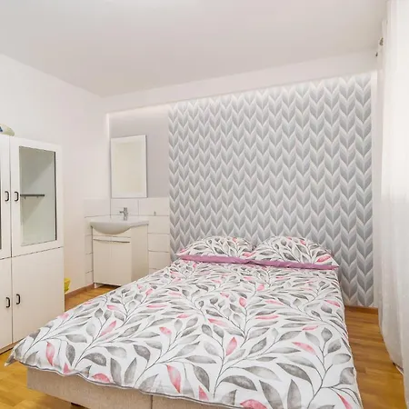 Pod Roza Wiatrow Апартаменти *